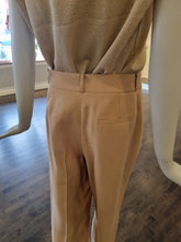 Load image into Gallery viewer, Trousers
