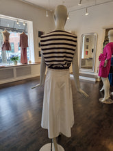 Load image into Gallery viewer, Blouse
