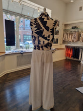 Load image into Gallery viewer, Trousers
