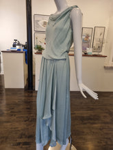 Load image into Gallery viewer, Dress
