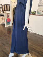 Load image into Gallery viewer, Trousers
