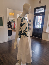 Load image into Gallery viewer, Blouse
