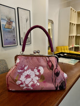 Load image into Gallery viewer, Handbag
