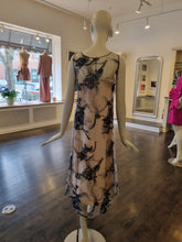 Load image into Gallery viewer, Dress
