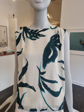Load image into Gallery viewer, Blouse
