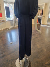 Load image into Gallery viewer, Trousers
