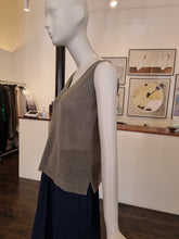 Load image into Gallery viewer, Blouse
