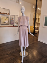 Load image into Gallery viewer, Skirt
